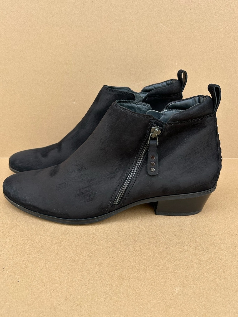 Paul Greene Munchen Suede Ankle booties Studded Black Women’s 7 Double Zip